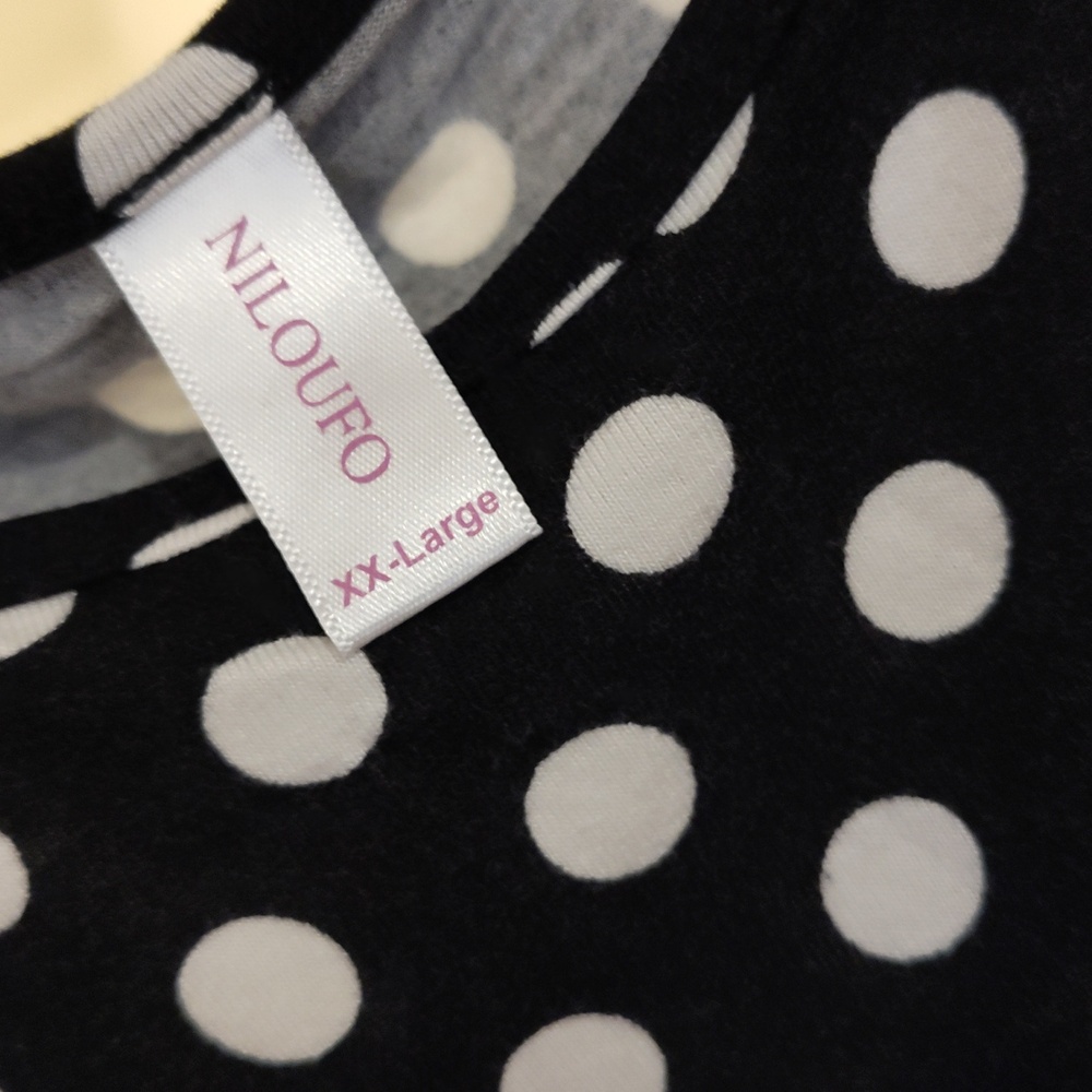 Niloufo Cold Shoulder Polka Dot Black Top Casual Short Sleeve Bell PTP XXL - Picture 3 of 8